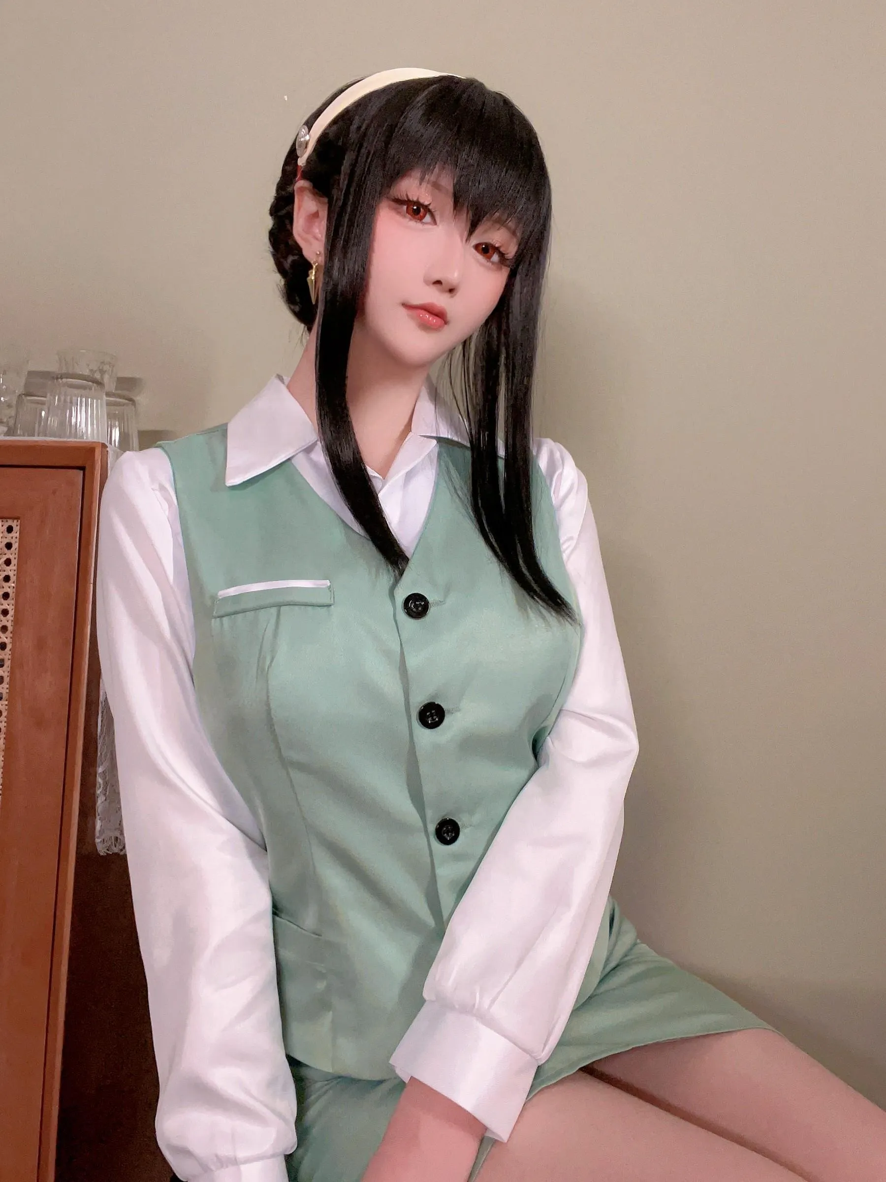 星之迟迟 – NO.139 约尔圣诞2 OL制服 [72P]插图
